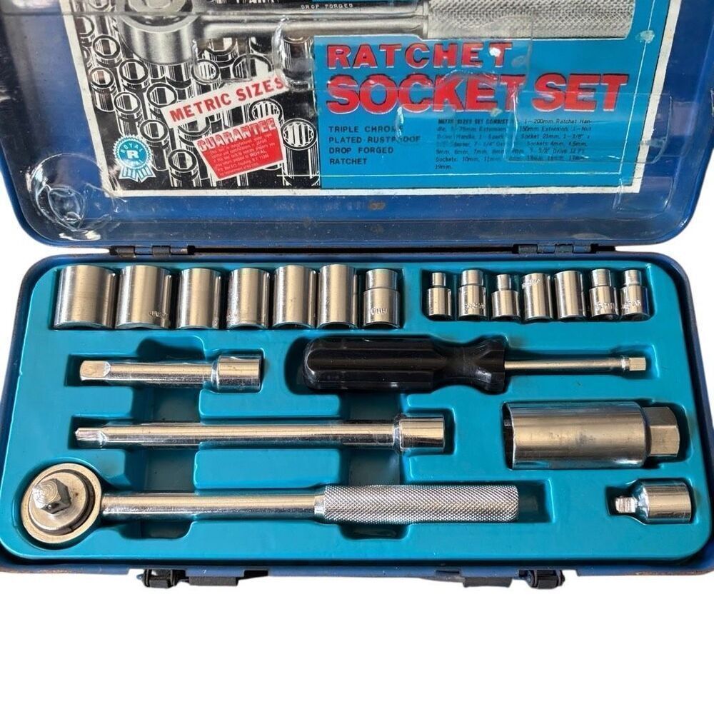 Vintage 21 Piece Ratchet Socket Set #257 Japan